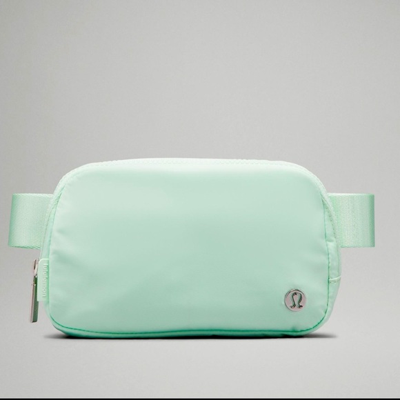 SOLD-  LULULEMON Everywhere Belt Bag in Mint Moment NWT  *LAST ONE!* - Picture 12 of 12